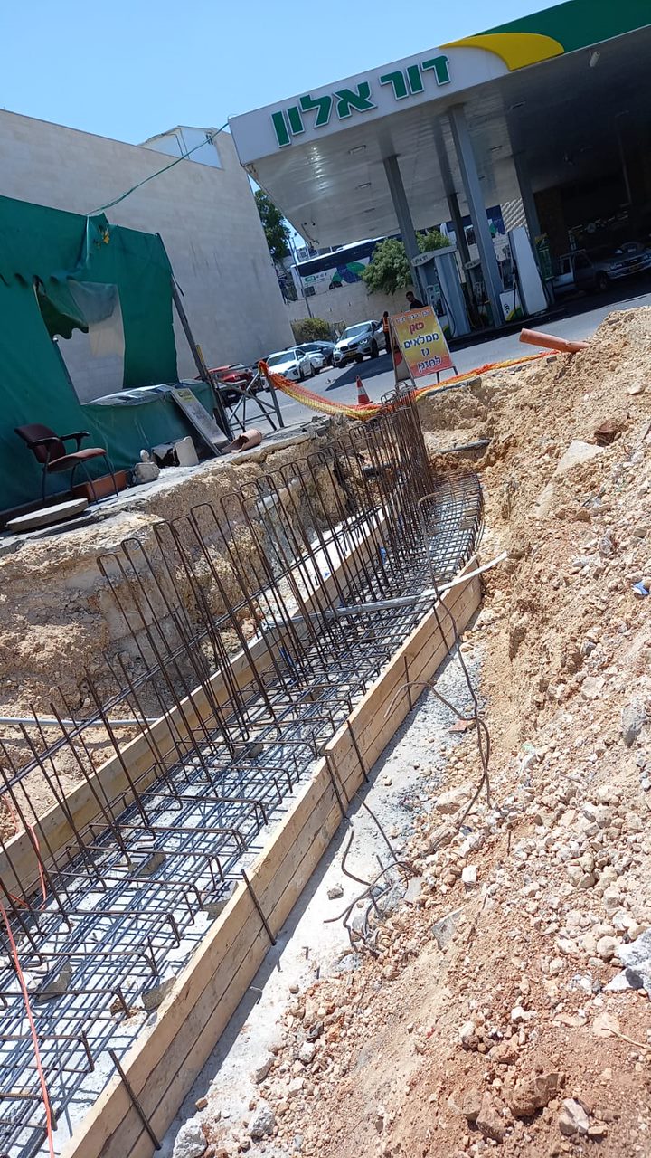 התקנת תשתית, אתר דלק