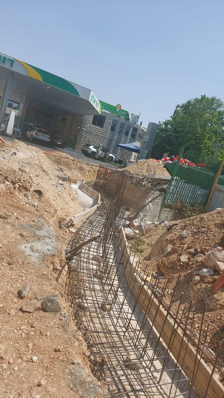 עבודות חפירה ופיתוח