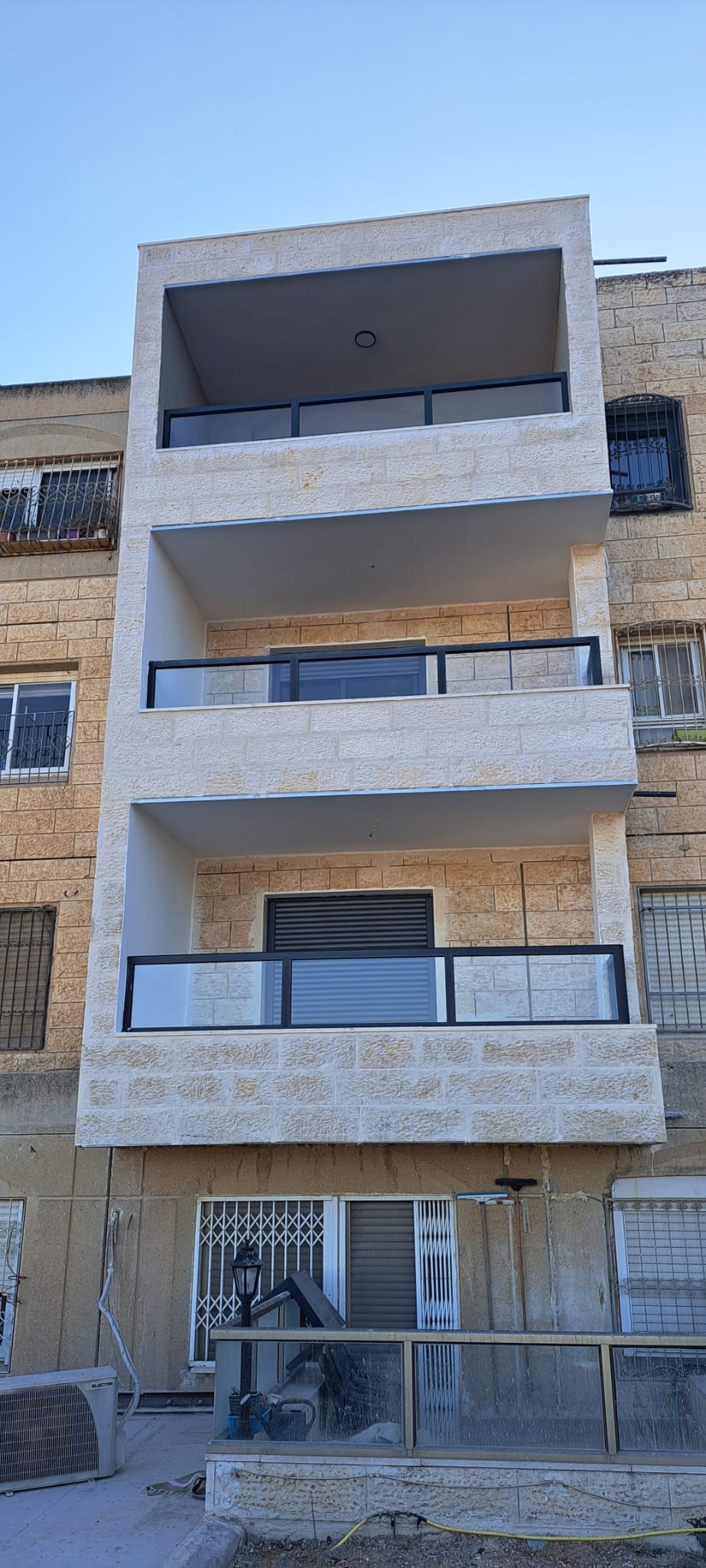 גמר חזיתי של מרפסות חדשות